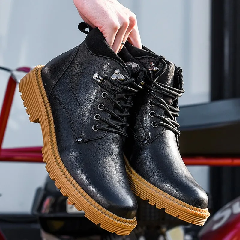 

Men's Shoes
