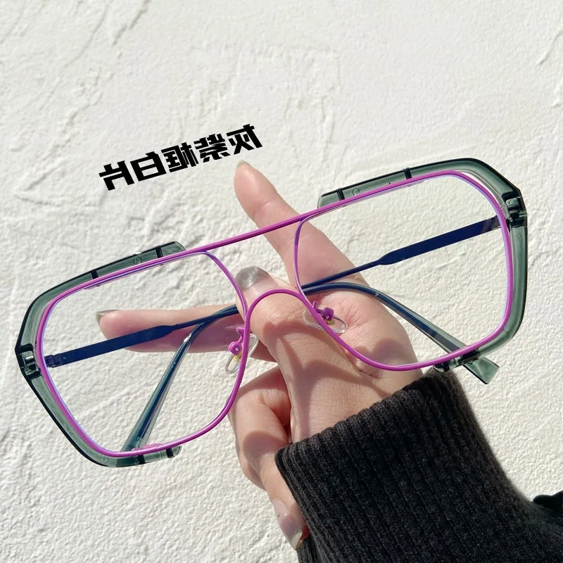 

Солнцезащитные очки оверсайз для мужчин и женщин uv400, поляризационные аксессуары в футуристическом стиле, прямоугольной формы, дизайнерски...