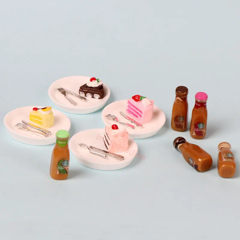 

1Set Dollhouse Miniature Cakes Plate Knife Fork Doll House Accessories Simulation Kitchen Toys FOR 1/12 1/6 Dolls Barbie house