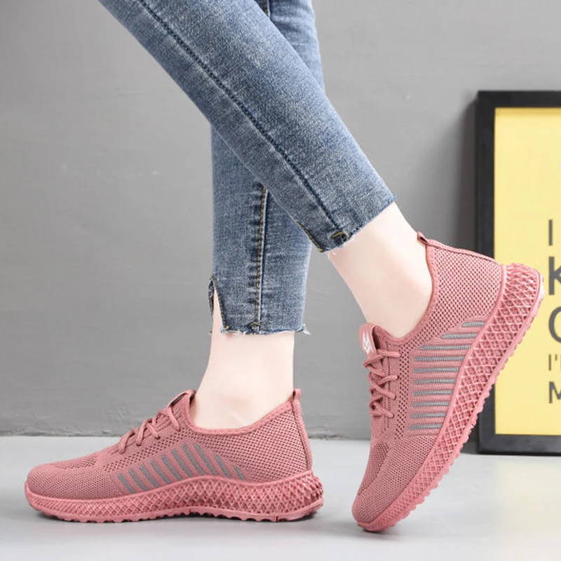 

Shoes for Women Lightweight Super Running Shoes Mesh Breathable Sports Shoes Lace-Up Soft Basketball Shoe Woman 2021 New
