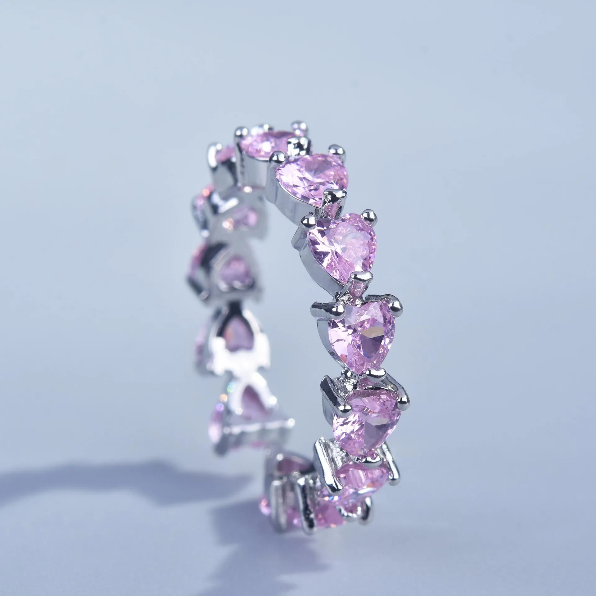 

Женское кольцо из серебра 925 пробы, с цирконом