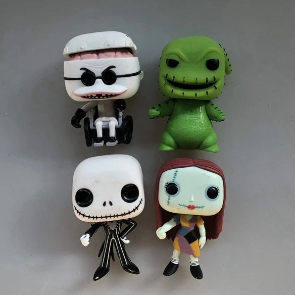 Оригинал Размер 7 см меньший размер Подержанный календарь кошмар Рождество-Салли