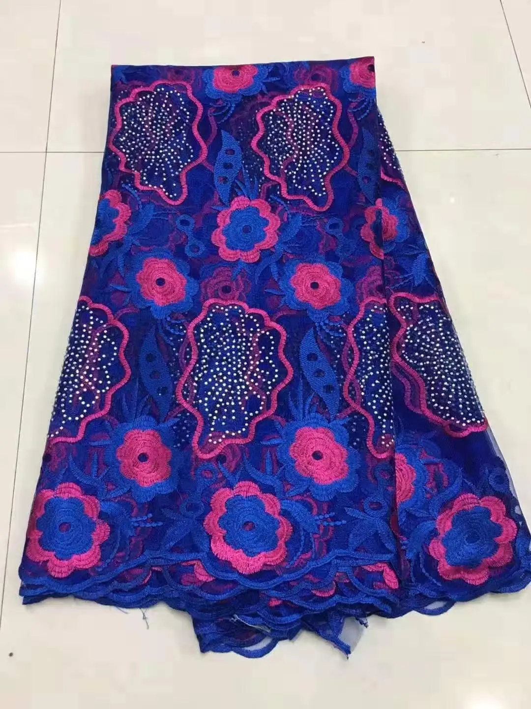 

Latest Design African Dry Lace Fabrics High Quality Cotton Lace Fabric Pure White Stones Swiss Voile Lace In Switzerland