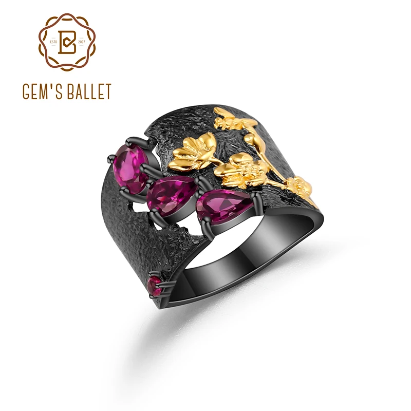 Кольцо женское "Секретный сад" из натурального родолита граната с ручной работой из серебра 925 пробы с изображением колибри и цветов.