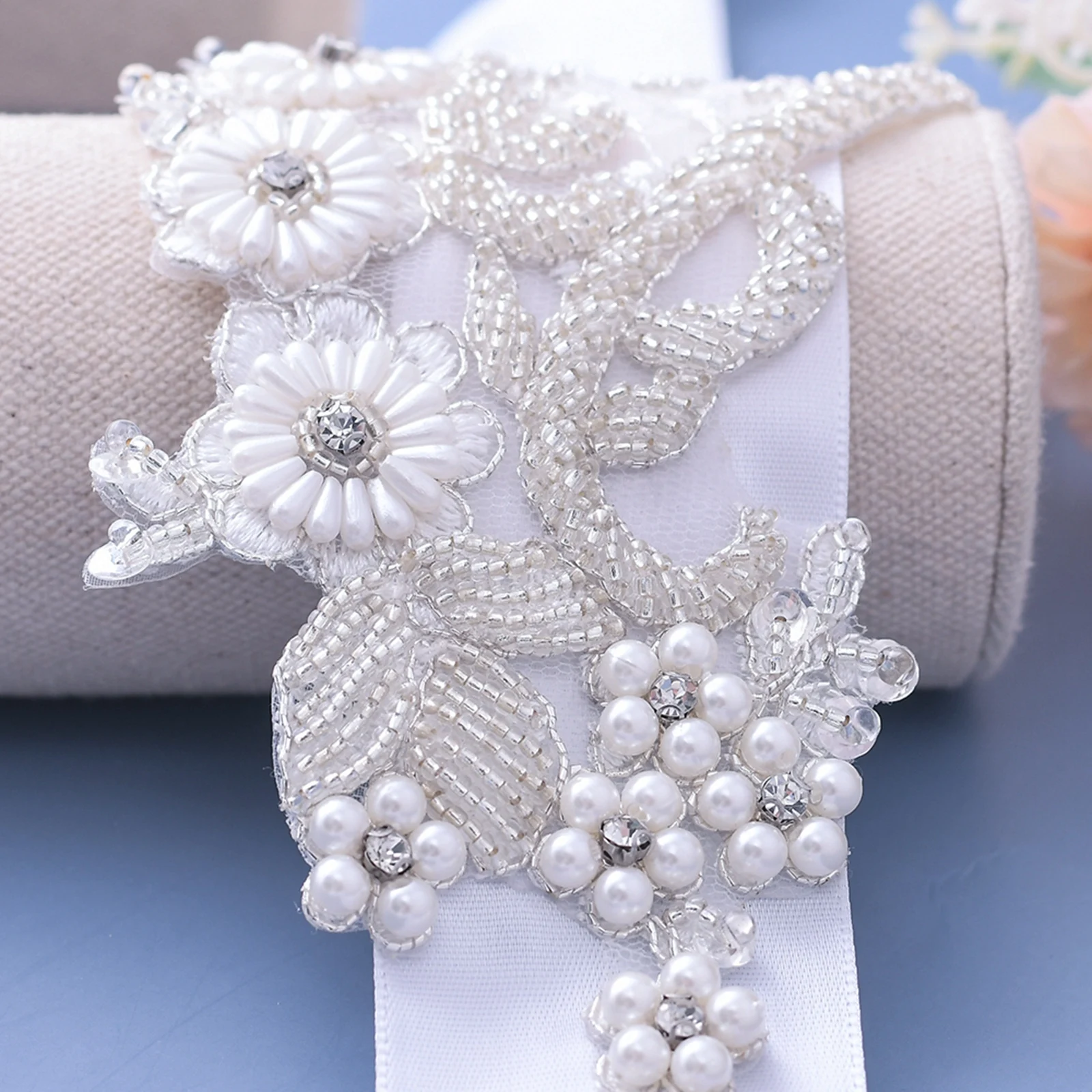 Стриксы S91 с жемчугом и цветами Свадебные туфли украшением в виде ремни Лента