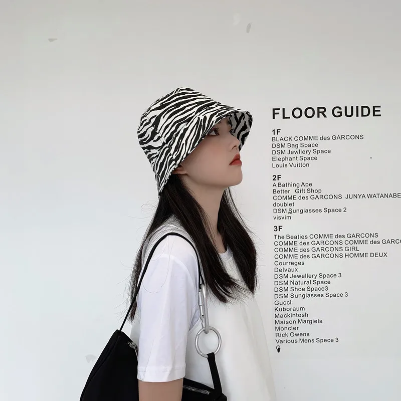 Новая мода Реверсивный черный белый цвет с рисунком коровы ведро шапки для