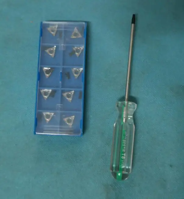 

Бита (трехсторонняя) автомобильного дискового токарного станка AM8700 10 шт./лот + одна отвертка