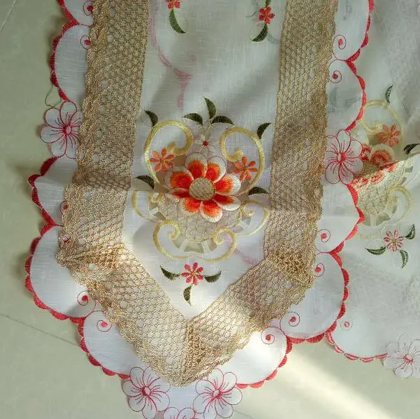 

Europe floral Embroidery bed Table Runner flag cloth cover Lace tablecloth kitchen Wedding Christmas birthday party decor