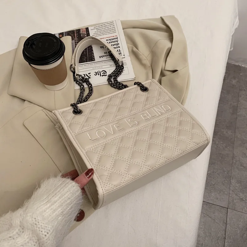 

Retro Large-capacity Handbag Female2021new Trendy Fashion Lady Chain Messenger Bag High-quality Designer One-shoulder Armpit Bag