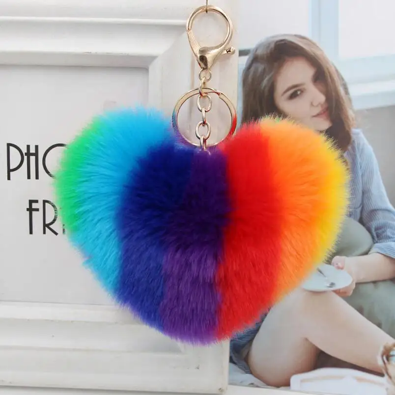 Брелок с меховым помпоном и цветным сердцем пушистый брелок из искусственного