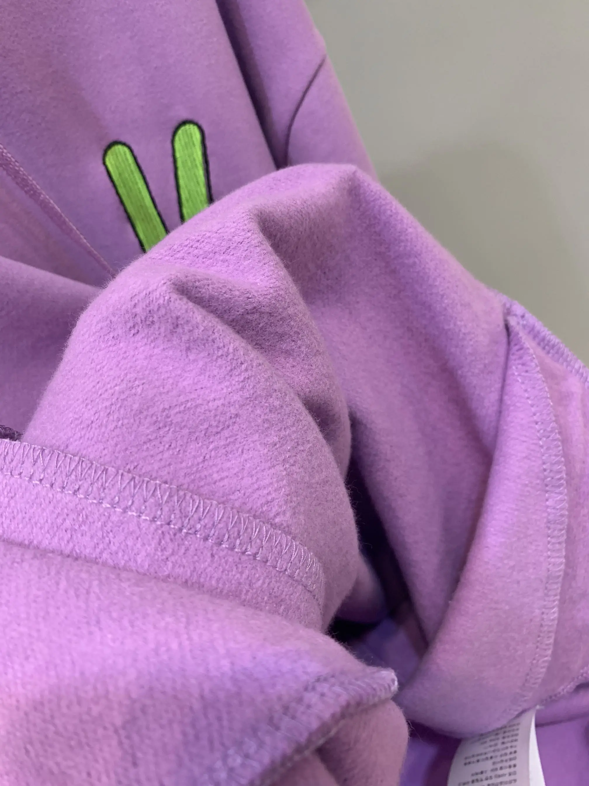 

High Quality Autumn and Winter Women New Embroidery Finger Scissors Hand Purple Plus Velvet Casual Hooded Sweatshirts Tops