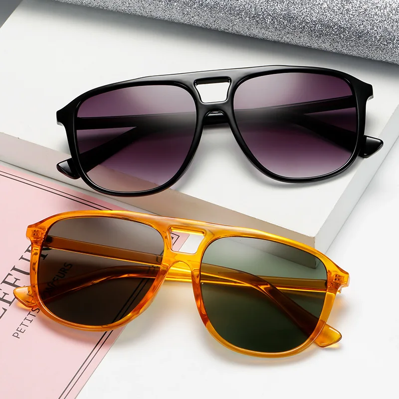 

UV400 Square Frame Sunglasses Retro Oversized Sunglasses Ladies Fashion Gradient Big Sunglasses Retro Brand Designer