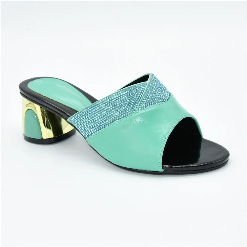 Модная элегантная обувь со стразами Женская Женские свадебные туфли на высоком