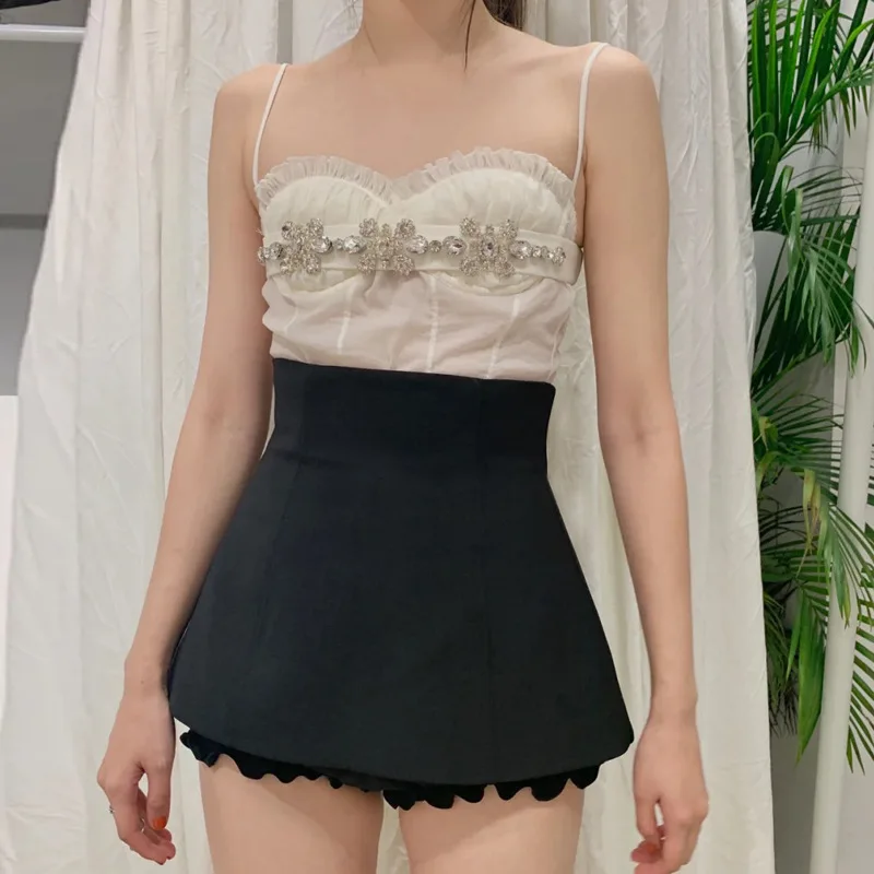 

2021 Summer Woman White Black Spaghetti Strap Tops