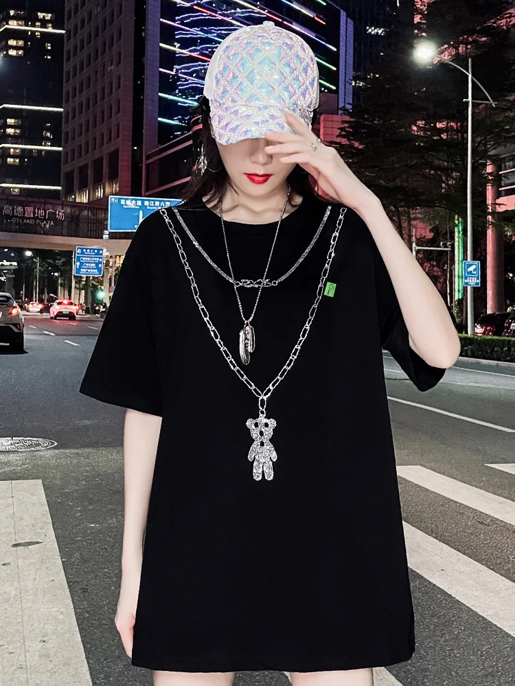 

2021 Summer Ladies New Streetwear Hepburn Style Top Women Embroidery Hot Drilling Bear Short Sleeve T-shirt Fashion Pullover Tee