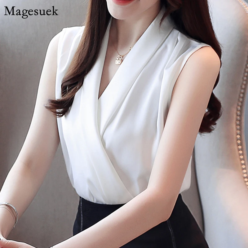 

2021 Summer White Blouse Women V Neck Sleeveless Loose Chiffon Shirt Tops Female Casual Solid Office Ladies Blouses Blusas 3534