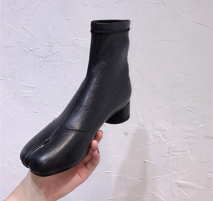 Брендовая Дизайнерская обувь черного цвета женские ботильоны мягкие ботинки без
