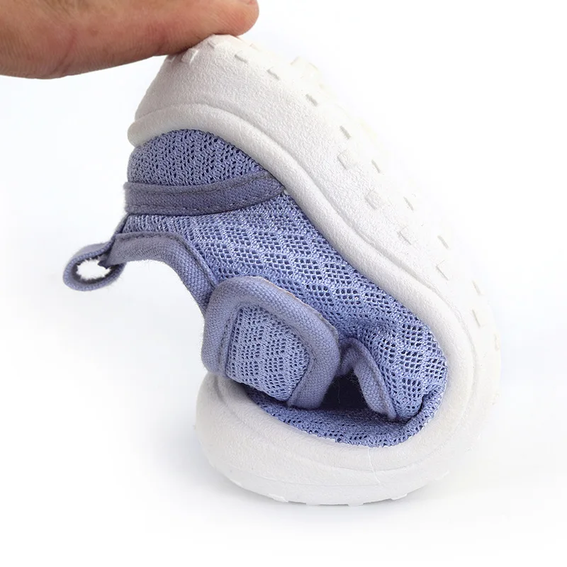 Новинка весна лето 2020 Дышащие Удобные однотонные туфли повседневная детская