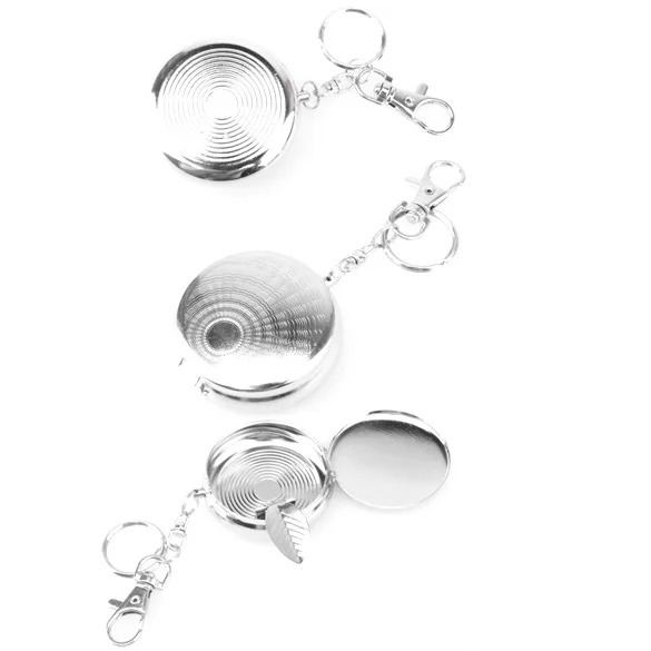 

Useful Portable Pocket Stainless Steel Round Cigarette Ashtray With Keychain XKW