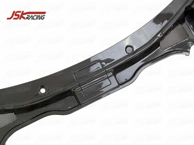 Передняя крышка из углеродного волокна 2011-2015 (4 шт.) для LAMBO AVENTADOR LP700-4(JSKLBAD11007) |