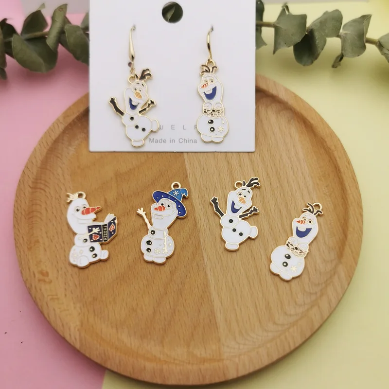 

10PCS/Lot Cartoon Snowman Enamel Charms Pendant Smiling Snowman Metal Charms DIY Bracelet Earrings For Jewelry Accessories