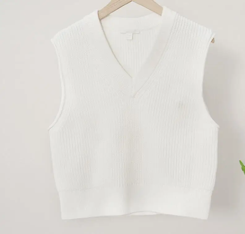 

Women Knit Vest 2021 Summer New Sleeveless V Neck SlimLadies White Casual Pullovers