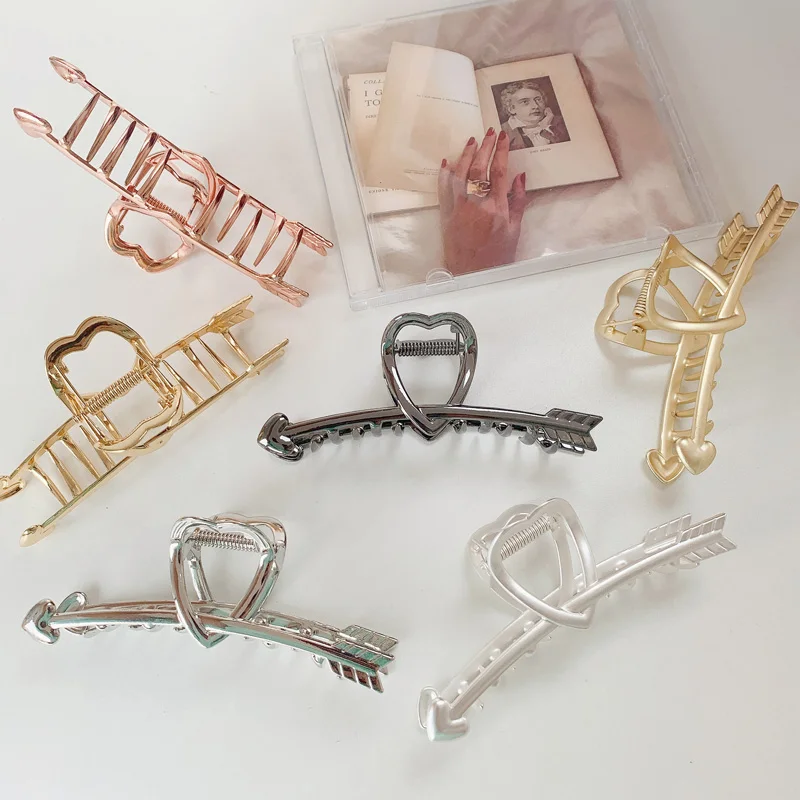 

Женская шпилька для волос, металлическая шпилька с одной стрелкой через сердце, заколка для волос в виде акулы, летняя Праздничная бижутери...