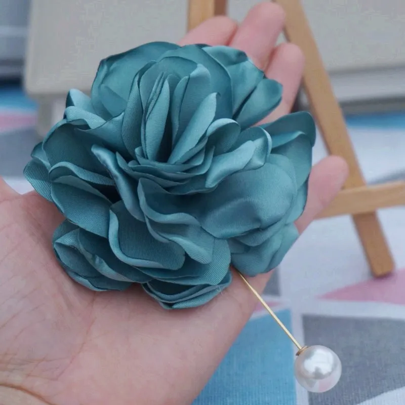 Брошь женская в виде большого цветка элегантная булавка с жемчугом и розой