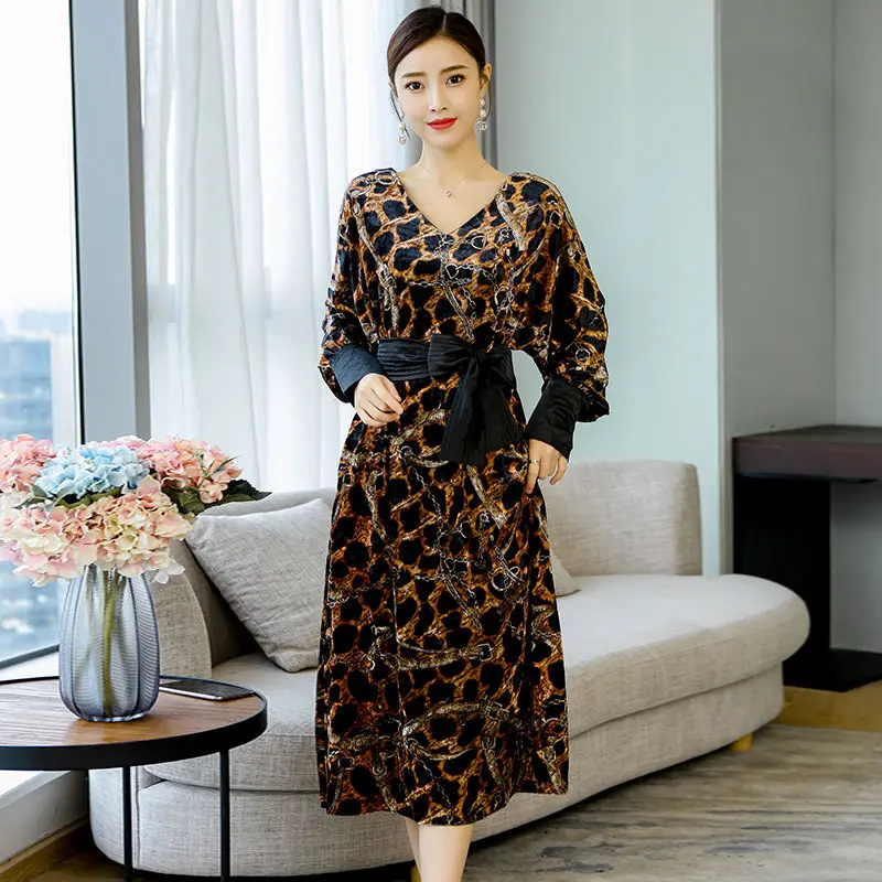 Размера плюс с леопардовым принтом свободного кроя из вельвета модное платье