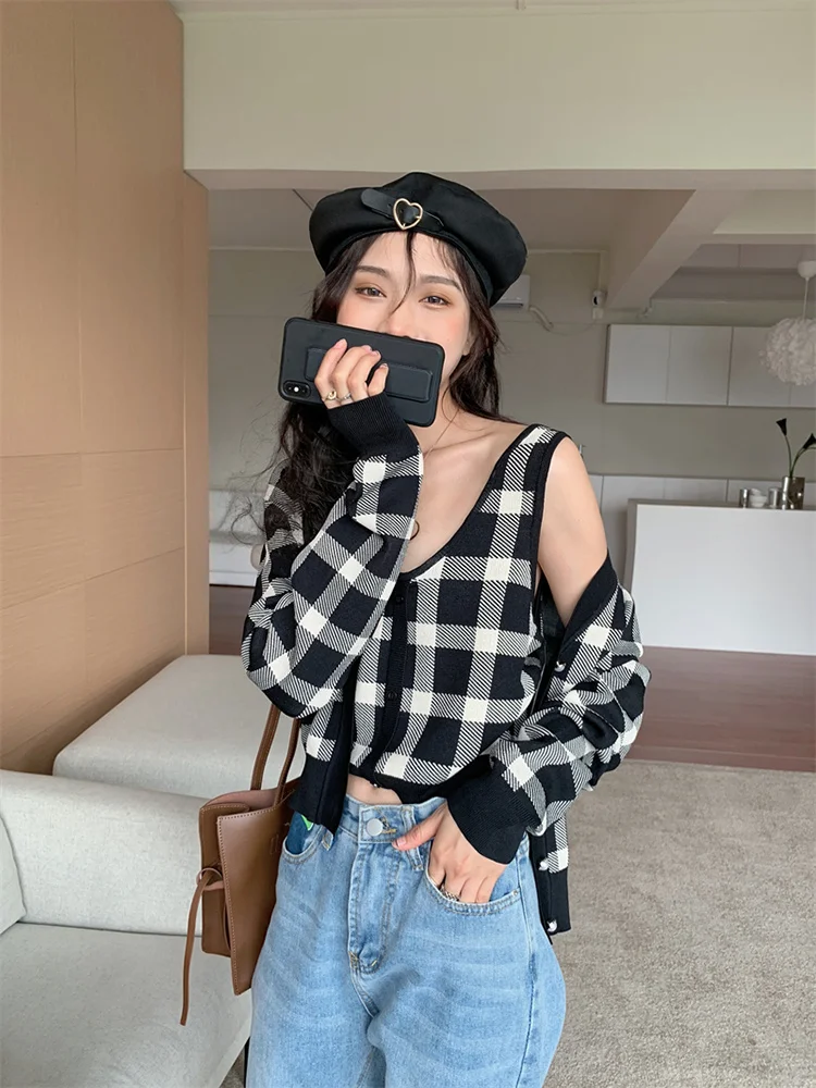 Кардиган Unif с V-образным вырезом женский жилет короткий клетчатый свитер