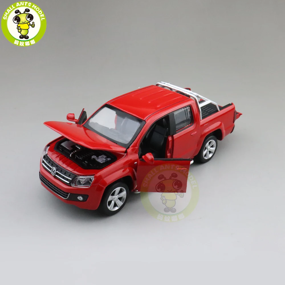 1/30 Caipo AMAROK пикап литая модель автомобиля игрушки для детей оттягивающийся музыкальный светильник подарки для мальчиков девочек