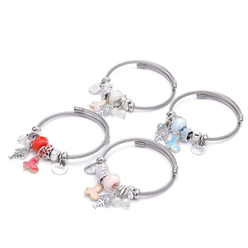 

Stainless steel bracelet European and American open bracelet ladies adjustable exaggerated bracelet simple retro bracelet