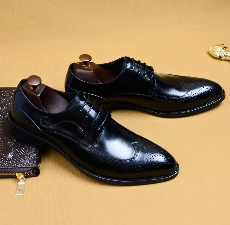 

Black Wine Red Mens Formal Shoes Genuine Leather Oxford Shoes For Men Italian Dress Shoes Wedding Shoes Laces Leather Brogues