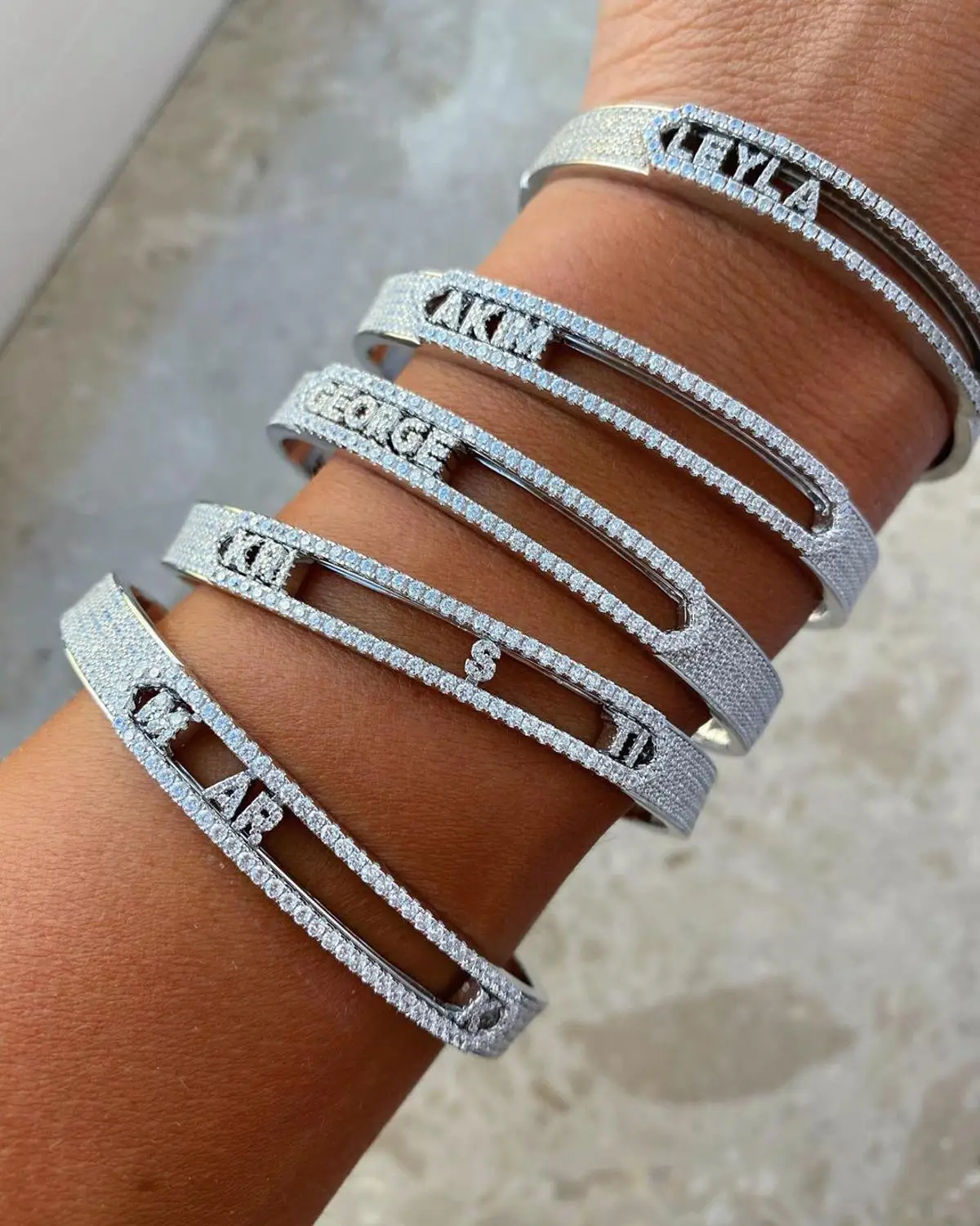 

Custom Name Bracelet With 5a Zircon Removable Letter Bangle Women DIY Custom Jewelry 26 Alphabet Personalized Chiristmas Gifts