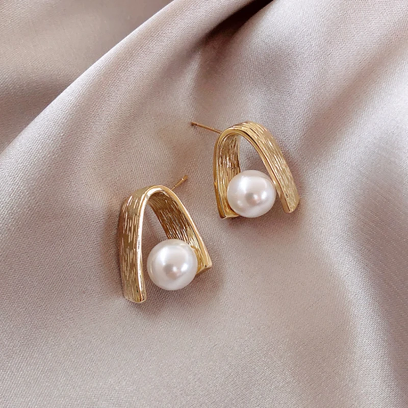 Korea Simple Metal Geometric Irregular Stud Earrings Temperament Simulated Pearl Boucle D'oreille Femme Girls Bijoux Jewelry | Украшения