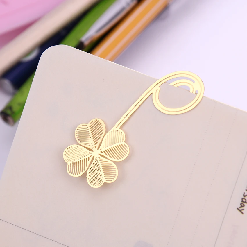

1PC New Four-leaf Clover Reading Metal Clip Bookmark Gift Book Mark for Kids
