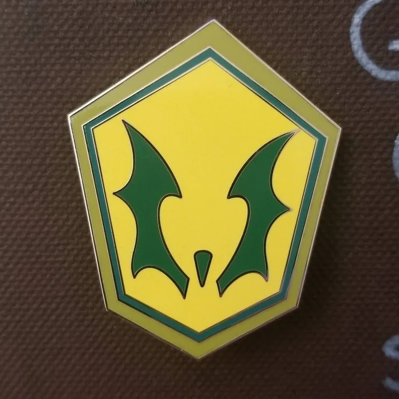 Она ра силы капитан эмаль булавки броши для Хэллоуина значок на лацканы|Броши| |