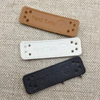 Кнопка лого сделанный вручную этикетки для сумки шить из искусственной кожи ручной работы Теги с застежкой на пуговицу с логотипом для шапка ручной работы кожаные ярлыки