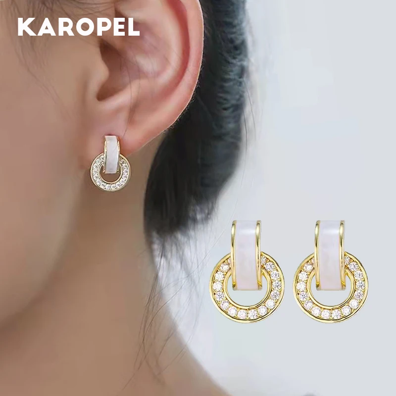 

2021 new classic simple circle small earrings South Korea fashion women light luxury jewelry personalize earrings