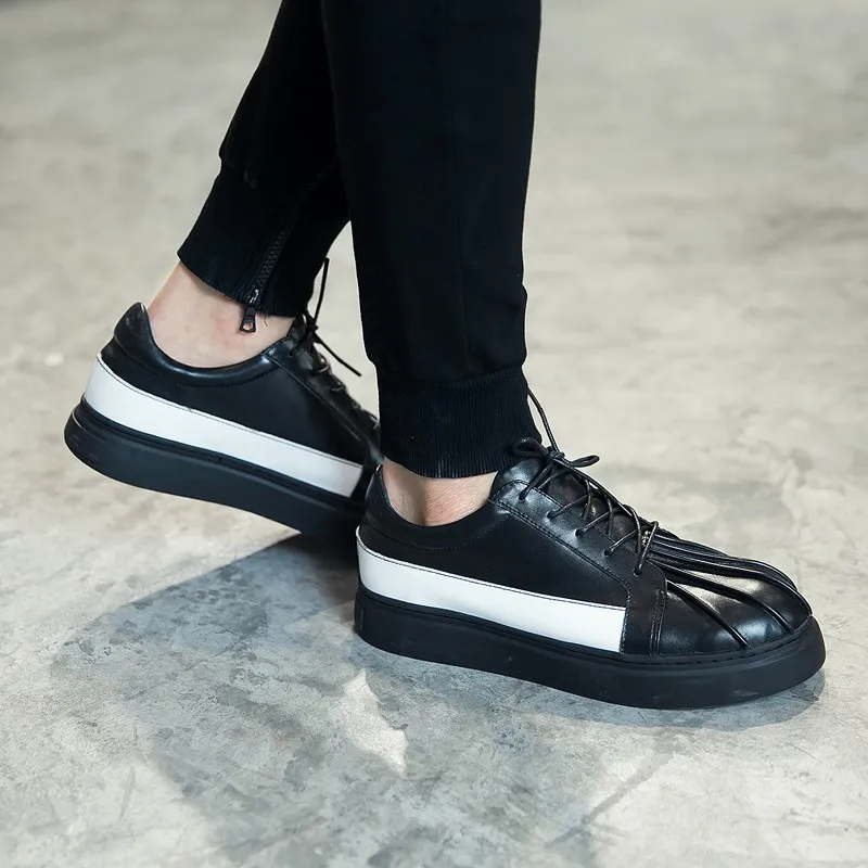 Кроссовки мужские из натуральной кожи на шнуровке толстой подошве | Обувь