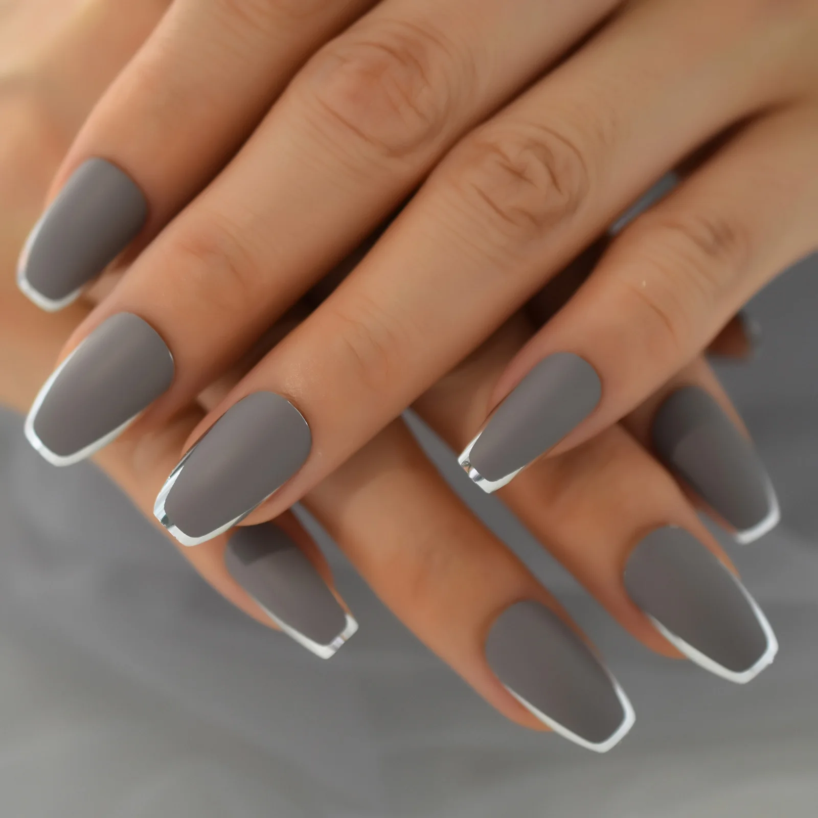 Fake False Nails Designer Silver U Matte Coffin Nail Tips Press Ons Medium Length Artificial Manicure Art For Laides Fingernails images - 6