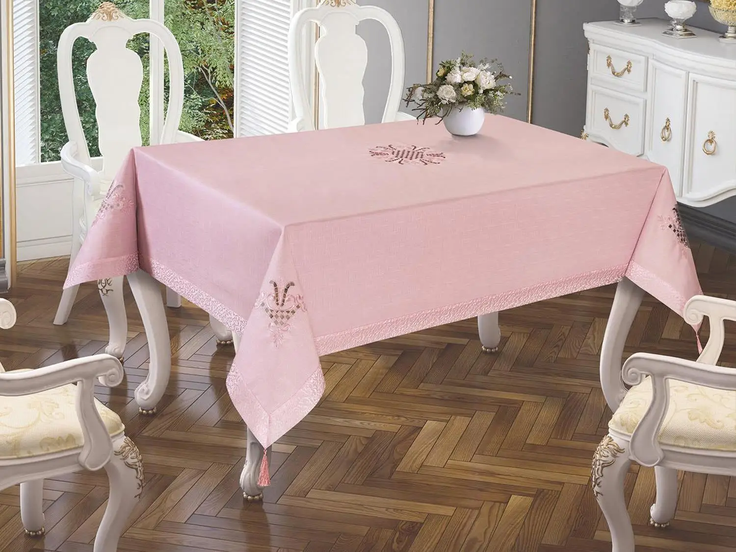 

Tulip Embroidered Table Cloth Powder Powder