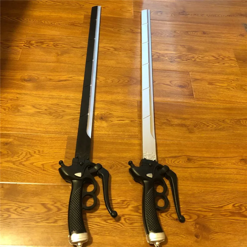 

Attack On Titan Weapon / Sword Mikasa Ackermann Anime Cosplay Accessories Sword / Wooden Silver Gun Female