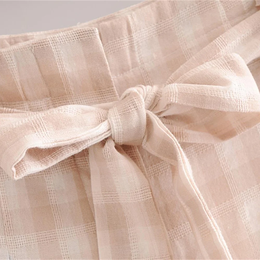 

2020 summer retro wild casual plaid with belt bow sweet Bermuda wide-leg shorts
