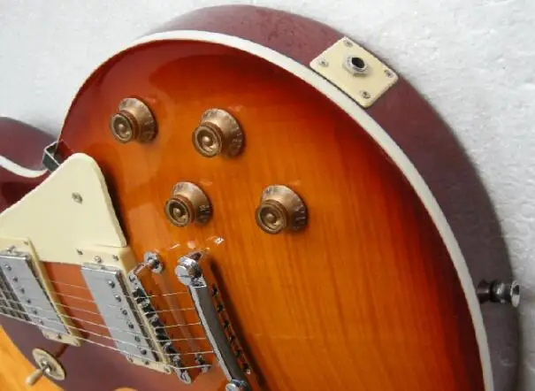 

free shipping standard sunburst electric guitar with mahogany body rosewood fretboard 7yue9