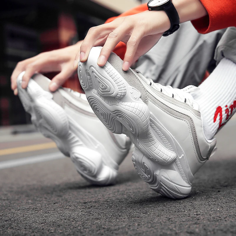 

Sneakers Men running shoes Outdoor Shoes Trainers Walking Sport Shoes Men Zapatos De Hombre Botas Tacticas Hombre