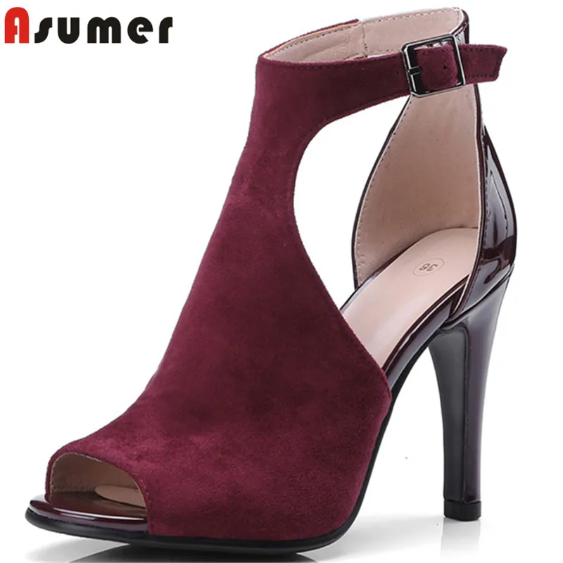 

Женские босоножки из флока на высоком каблуке, с открытым носком и пряжкой