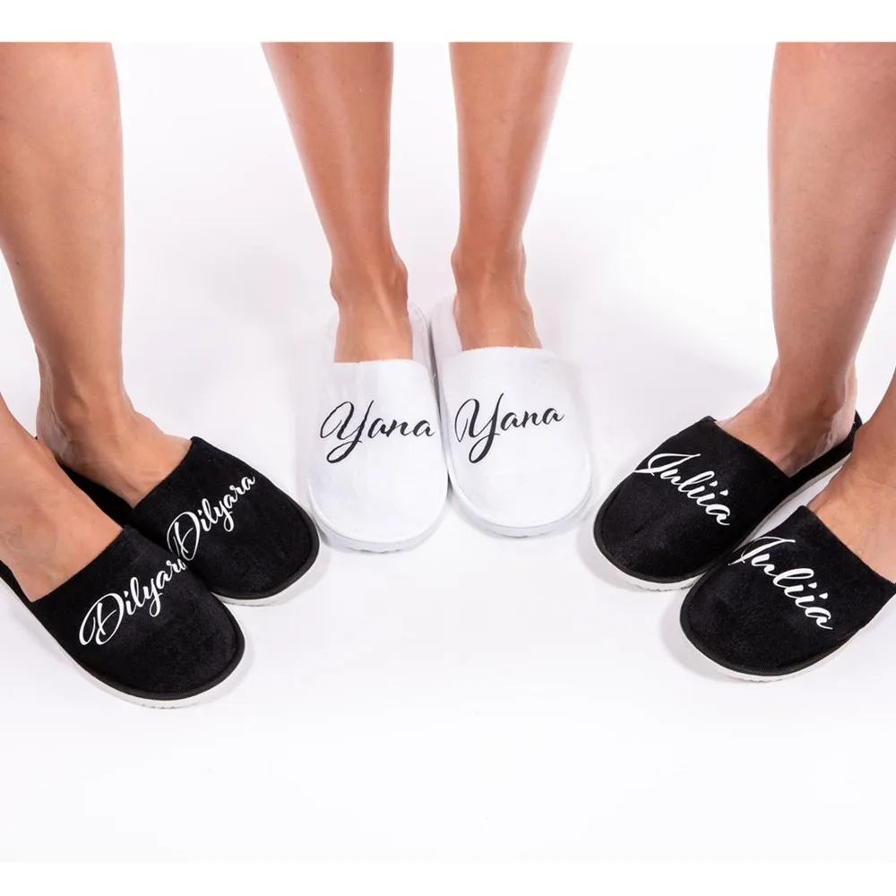 

Custom Bridesmaid gifts, Closed Toe Slippers, Flower Girl Gift Spa Slippers, Custom Wedding party Mother of the BrideSlippers