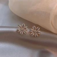 exquisite flower shaped earrings fashion simple 2021 trend ladies personality jewelry for women fashion stud earrings