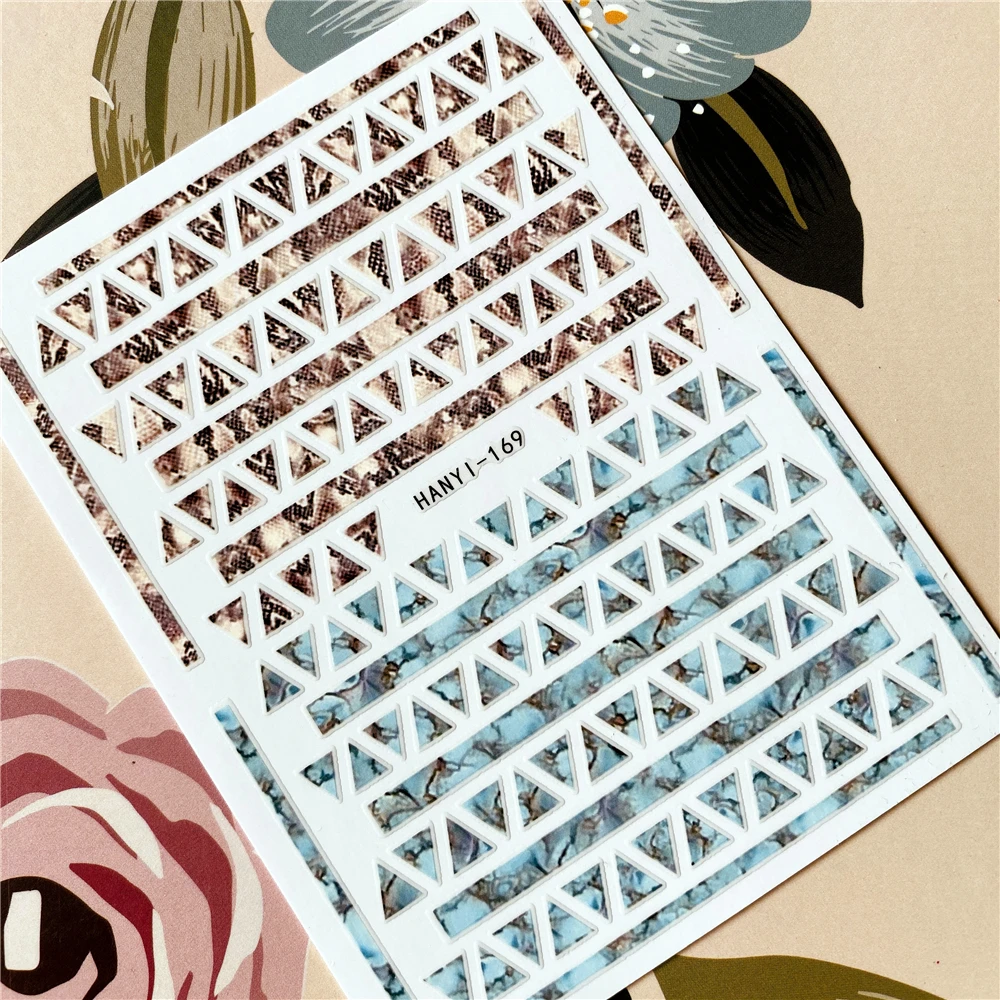 Перевернутый треугольник узор серии 3D пластиковая аппликация для ногтей